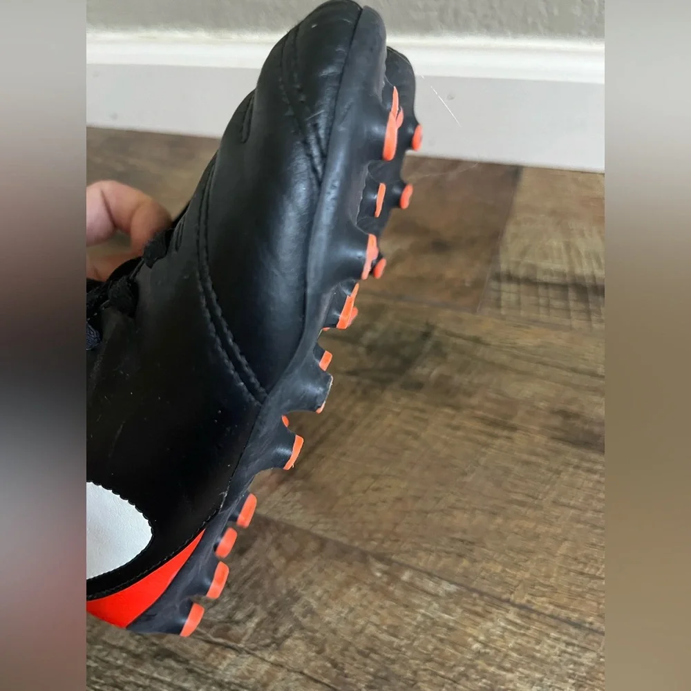 Nike Tiempo Rio III Soccer‎ FG black white hyper orange volt youth 1.5
